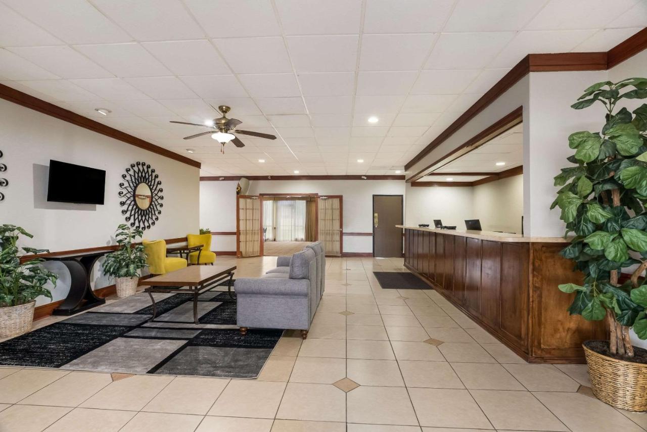 Quality Inn Alice Екстер'єр фото