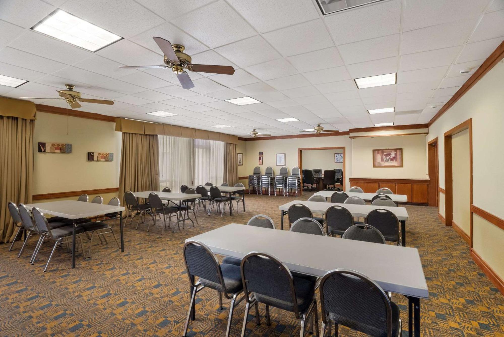 Quality Inn Alice Екстер'єр фото